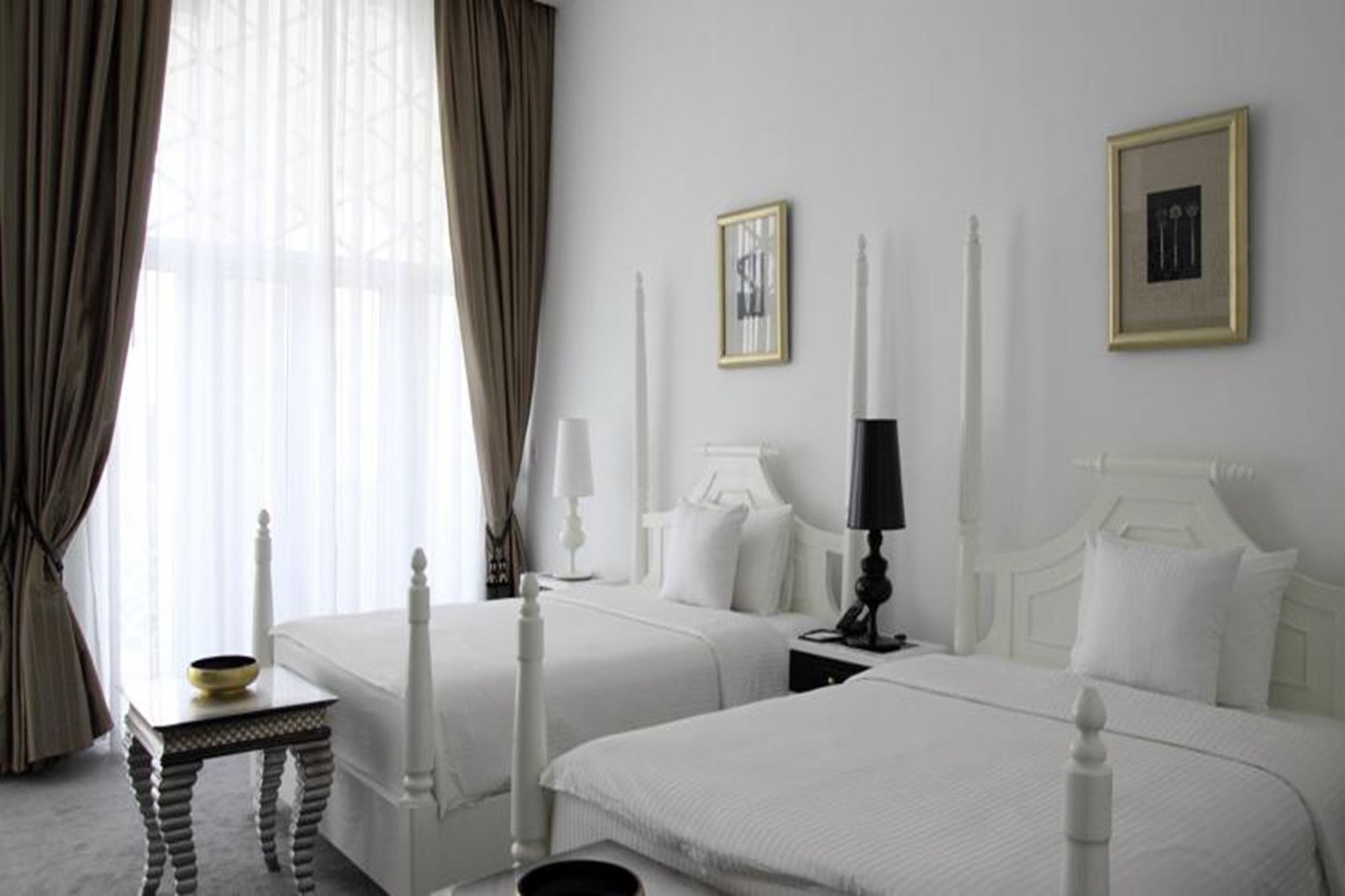 Chloe Gallery Ho Chi Minh City Exterior photo