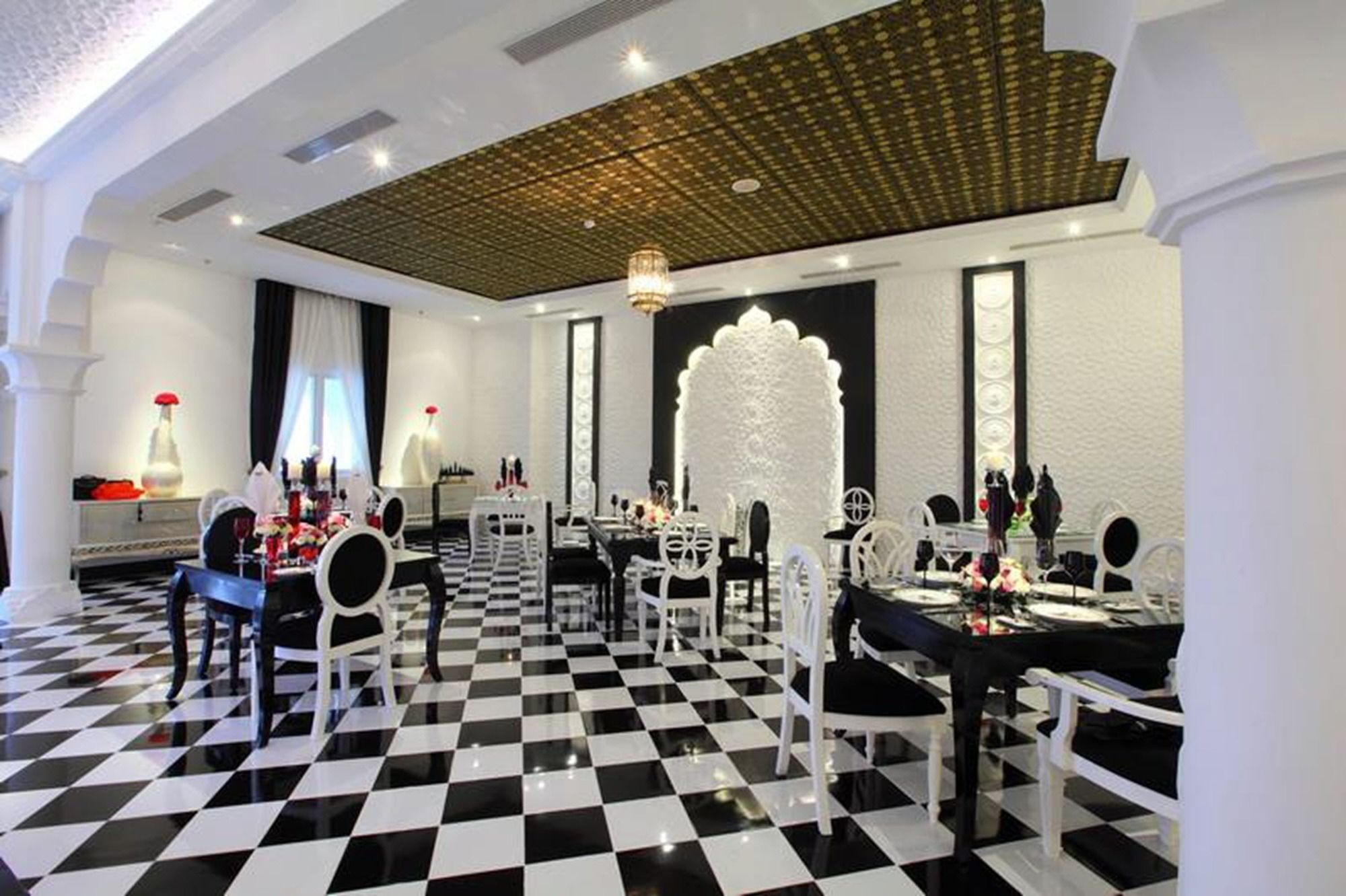 Chloe Gallery Ho Chi Minh City Exterior photo