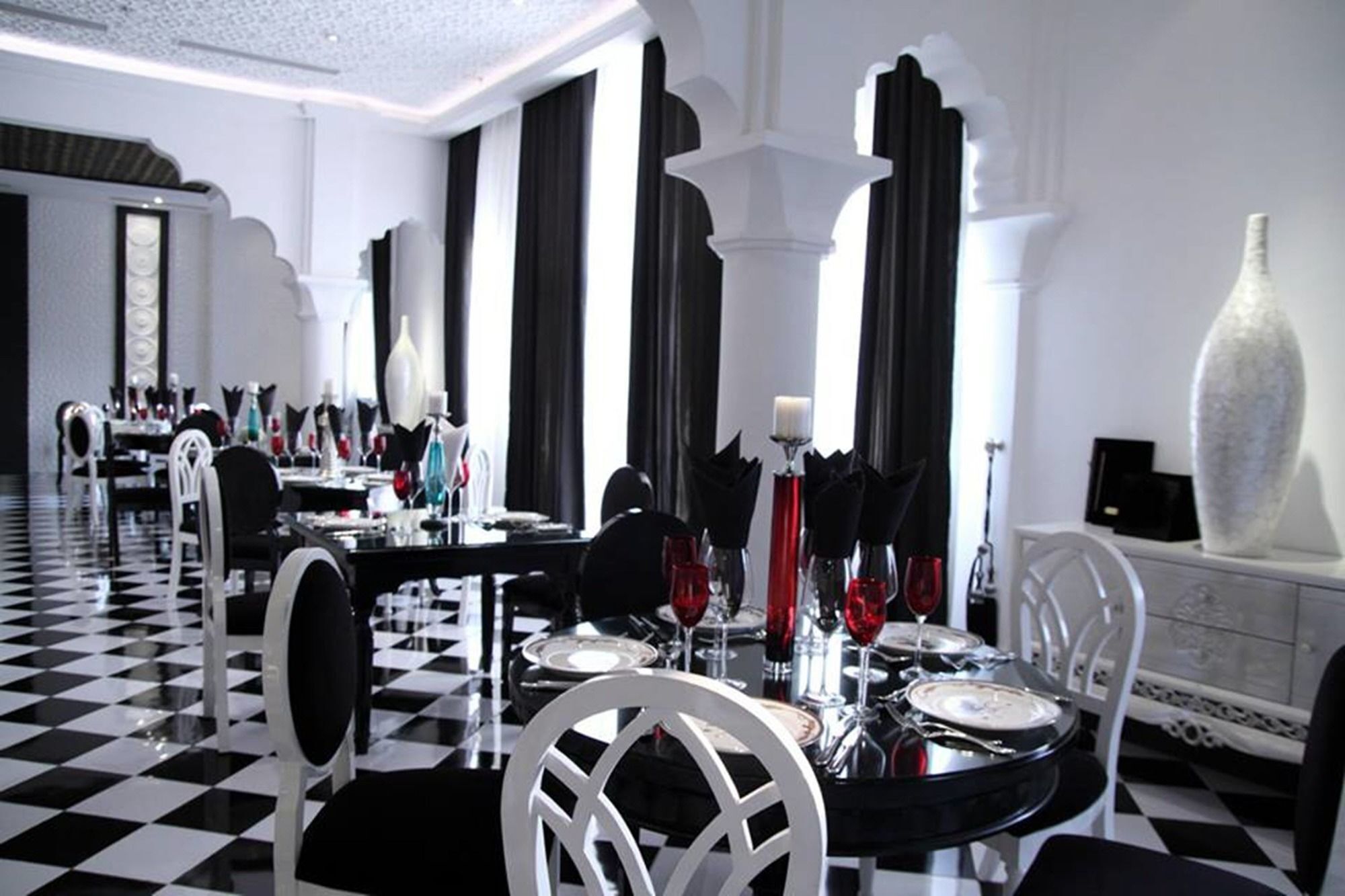 Chloe Gallery Ho Chi Minh City Exterior photo