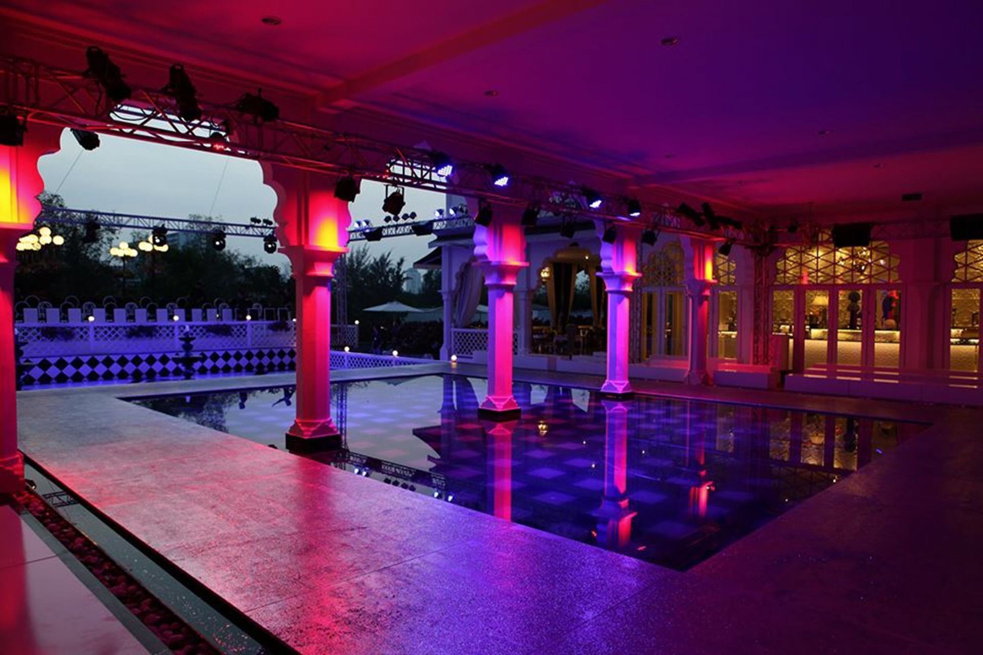 Chloe Gallery Ho Chi Minh City Exterior photo